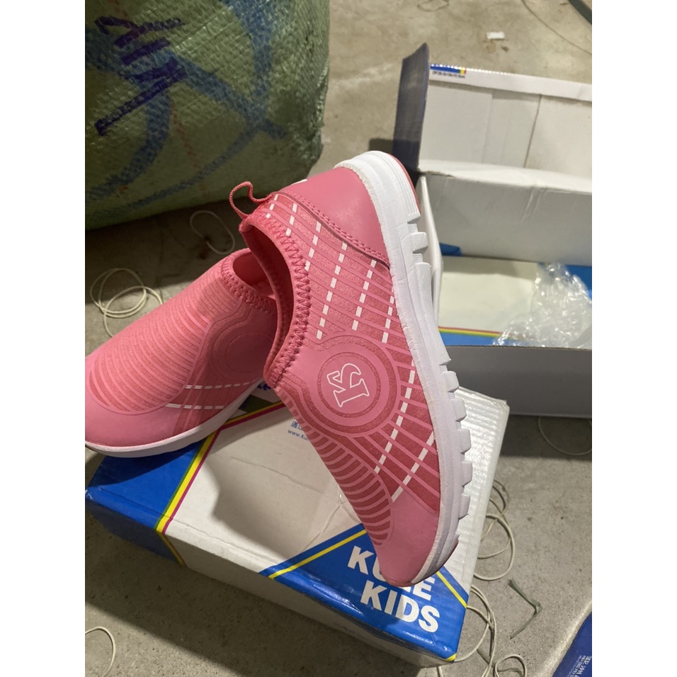 Giày lười đủ size từ 22-35 3 màu tuỳ chọn