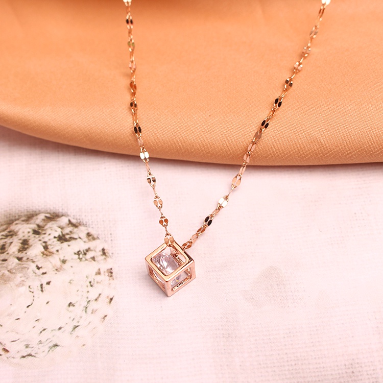 Dây Chuyền Mạ Vàng 18k Mặt Khối Rubik Ba Chiều Bằng Thép Không Gỉ Mạ Vàng Hồng