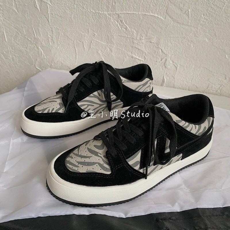 (ảnh+video)giày sneaker nữ vải vằn phối da lộn đế 2p