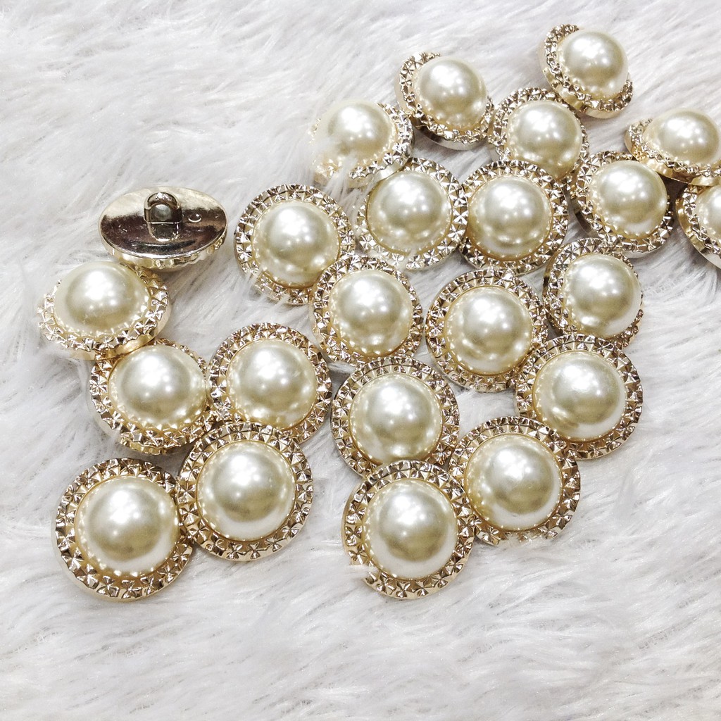 Cúc áo dạ hạt trai viền vàng nút khoác tweed kem đính kết trang phục nhiều size