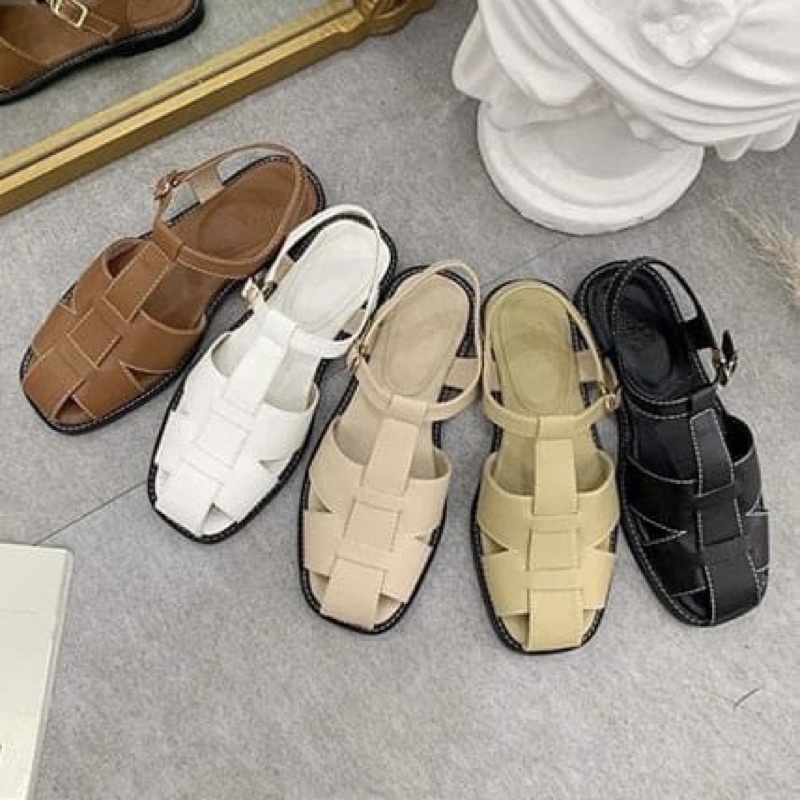 Giày Sandal nữ đế bằng chiến binh dây đi học bệt SHOES PARADISE