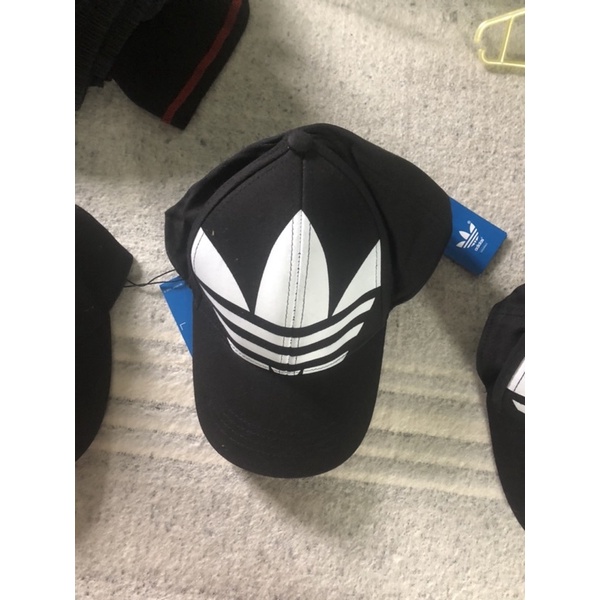 mũ lưỡi trai adidas