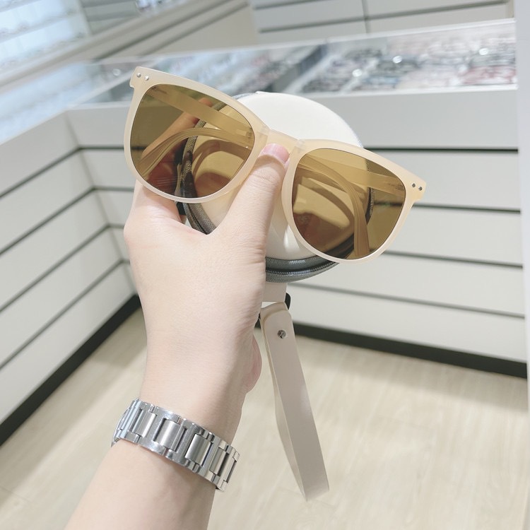 Kính mát gập gọn nam nữ RBray chống UV400 hot trend 2023 màu sắc thời trang
