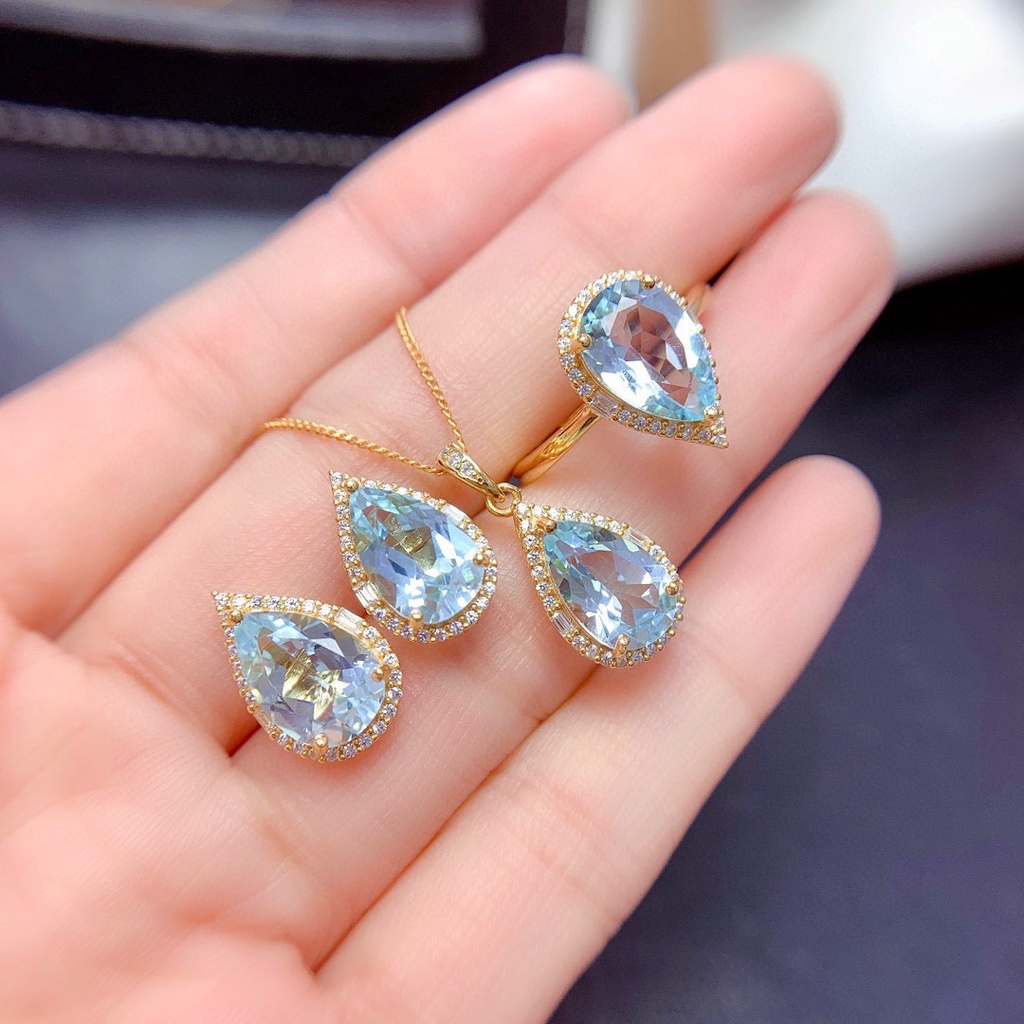 Set khuyên tai và nhẫn đính đá Topaz xanh dương Switzerland