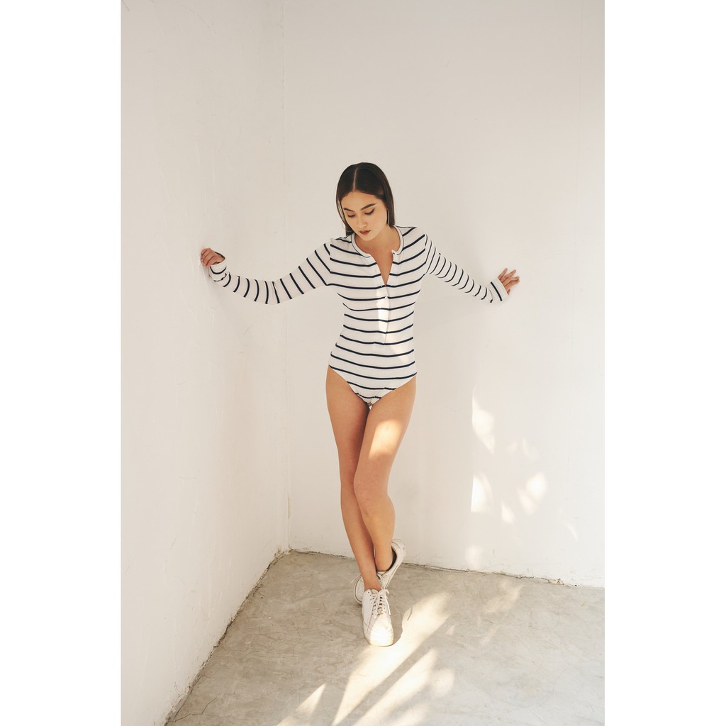 NARCOTICS. Mia Bodysuit - bodysuit tay dài cúc gài