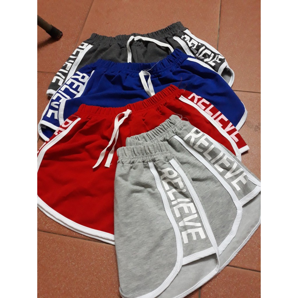 Quần đùi đẹp ống rộng (in chữ 2 sườn.) | BigBuy360 - bigbuy360.vn