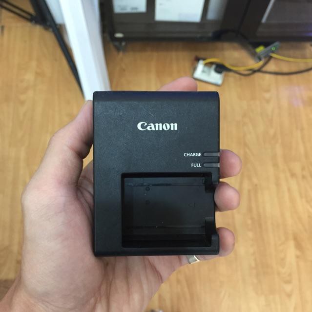 Sạc Canon E10 cho pin LP-E10 cũ