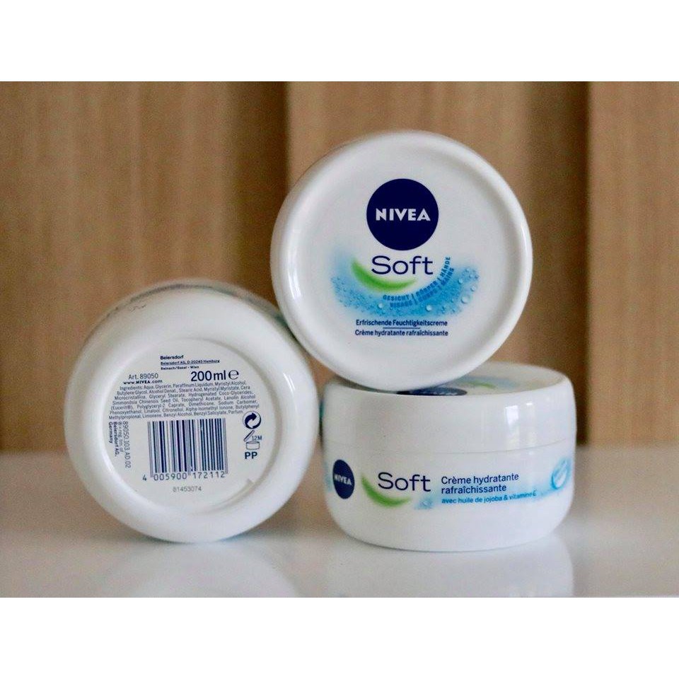 Kem dưỡng da Nivea Soft 200ml dưỡng ẩm chống nẻ chống khô mốc.