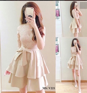 Đầm ren tầng phối nơ eo