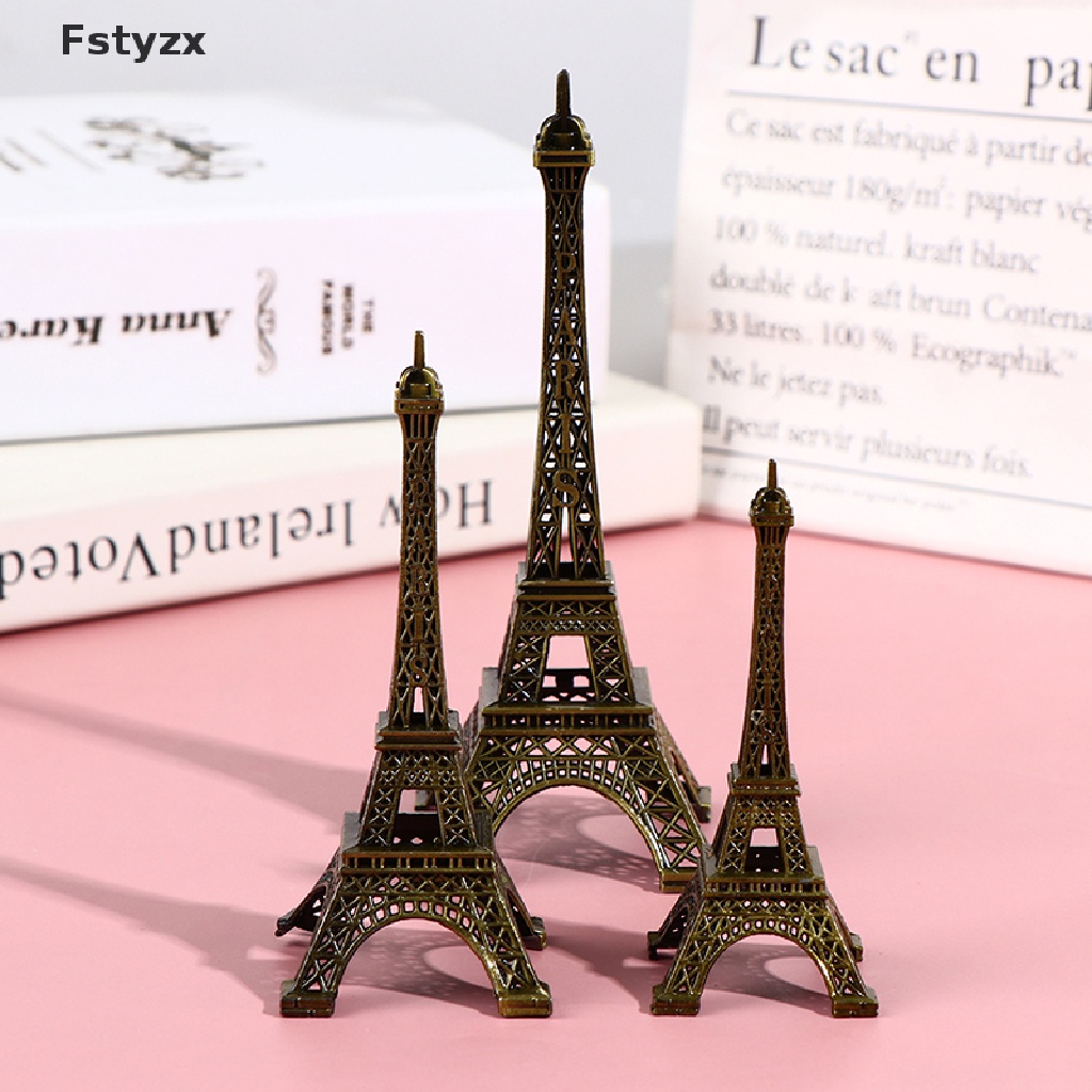 Mô hình tháp Eiffel bằng đồng phong cách retro trang trí bàn