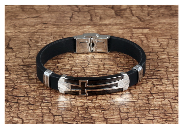 Vòng Tay Thép Titan Phối Mặt Hình Thánh Giá Thép Không Gỉ Thời Trang Cho Nam 2021