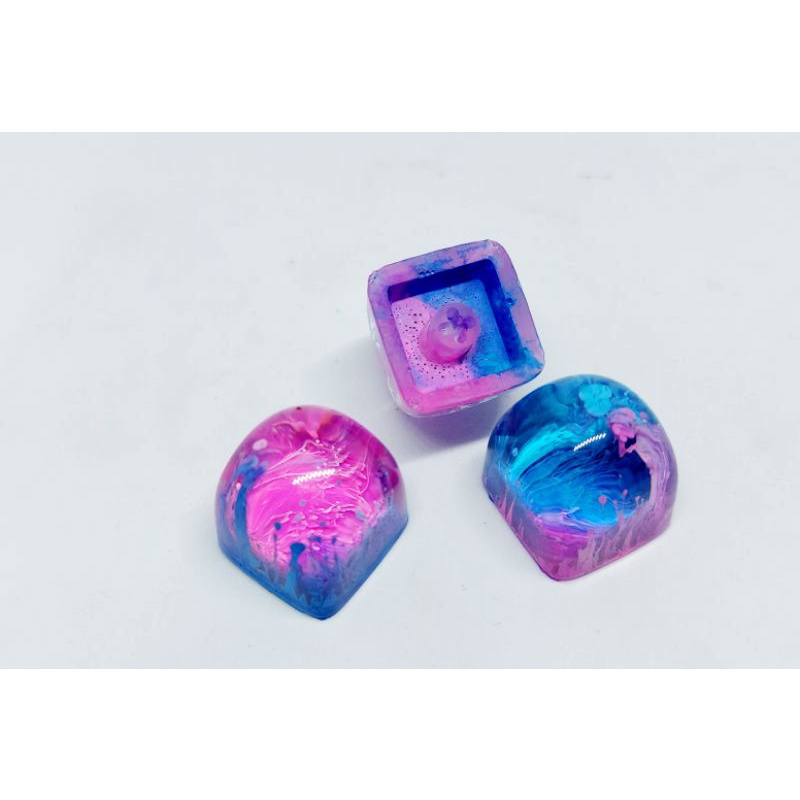 Keycap DOM artisan tone xanh hồng trang trí bàn phím cơ.