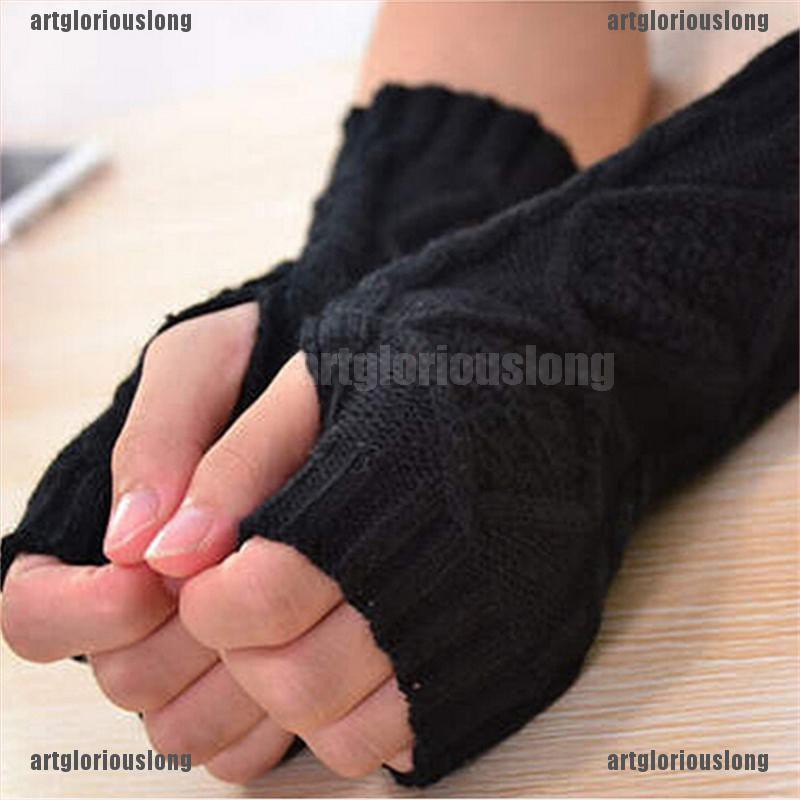 Găng Tay Len Dài Hở Ngón Giữ Ấm Dễ Thương Cho Nam Nữ