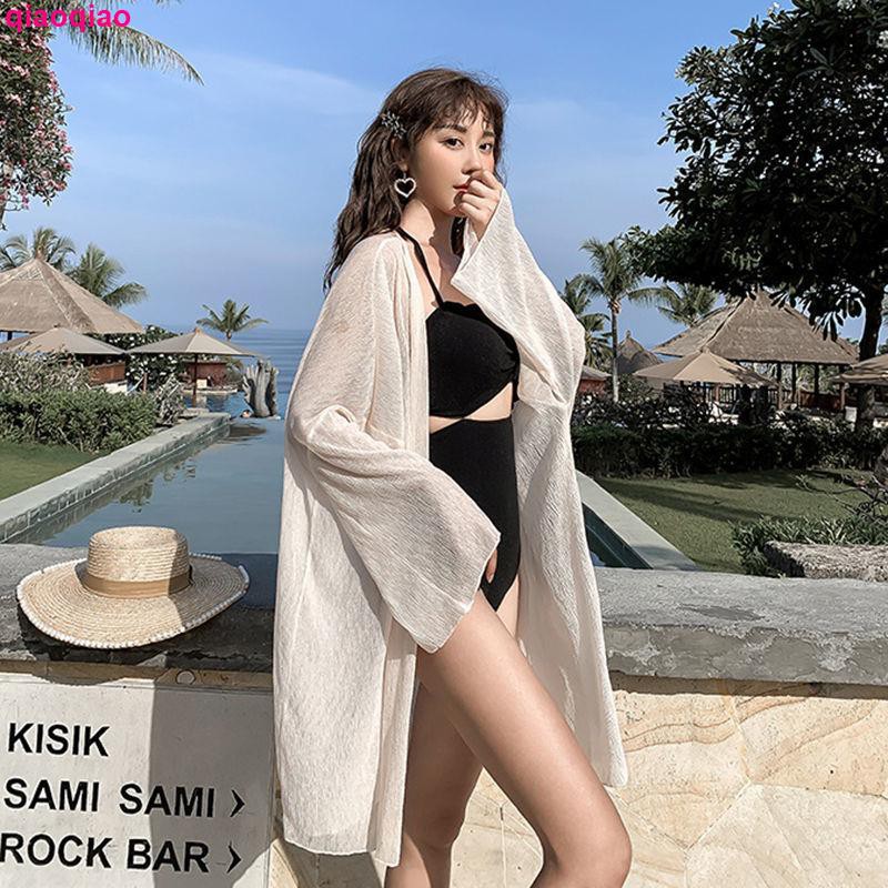 Bộ Bikini Kèm Áo Khoác Ngoài Thời Trang Nữ Tính | WebRaoVat - webraovat.net.vn