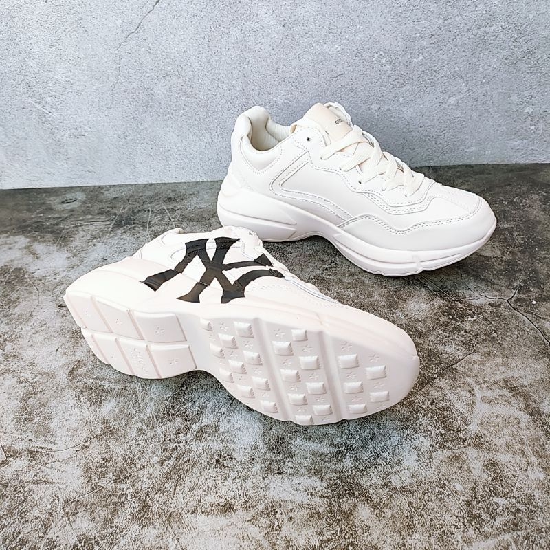 (Tặng hộp tất thời trang)Giầy Thể Thao Kem Chữ Nam Nữ | BigBuy360 - bigbuy360.vn