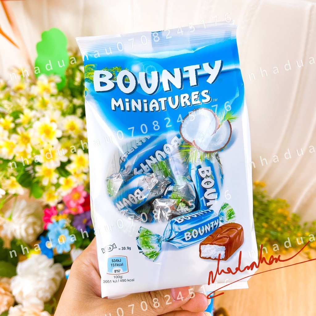 Một gói sô cô la đậu phộng Snicker/ sô cô la bọc dừa nhuyễn Bounty Đức xịn gói 100gam