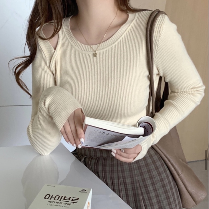 Áo len cut out | BigBuy360 - bigbuy360.vn