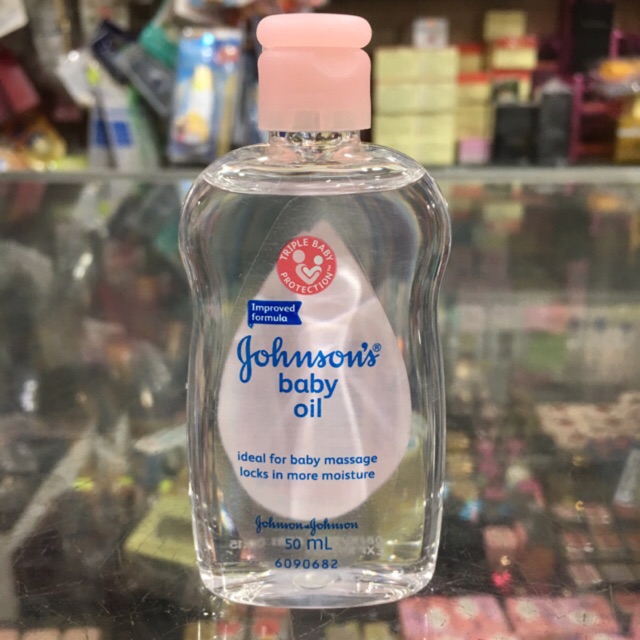 Dầu massage và dưỡng ẩm Johnson’s Baby Oil 50ml