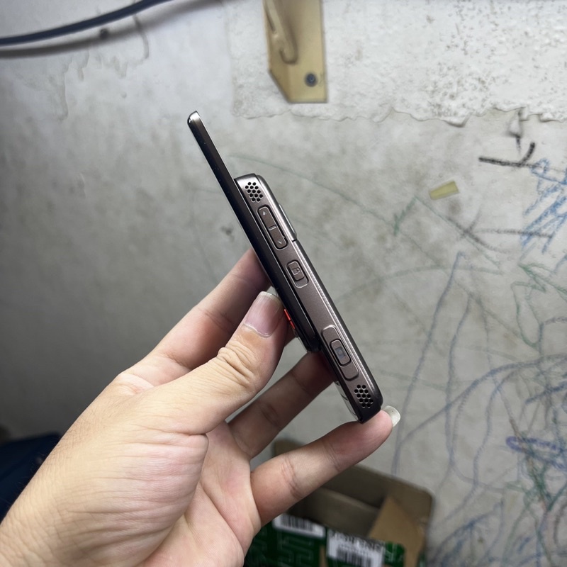 NGUYÊN ZIN, chính hãng điện thoại cổ Nokia N85