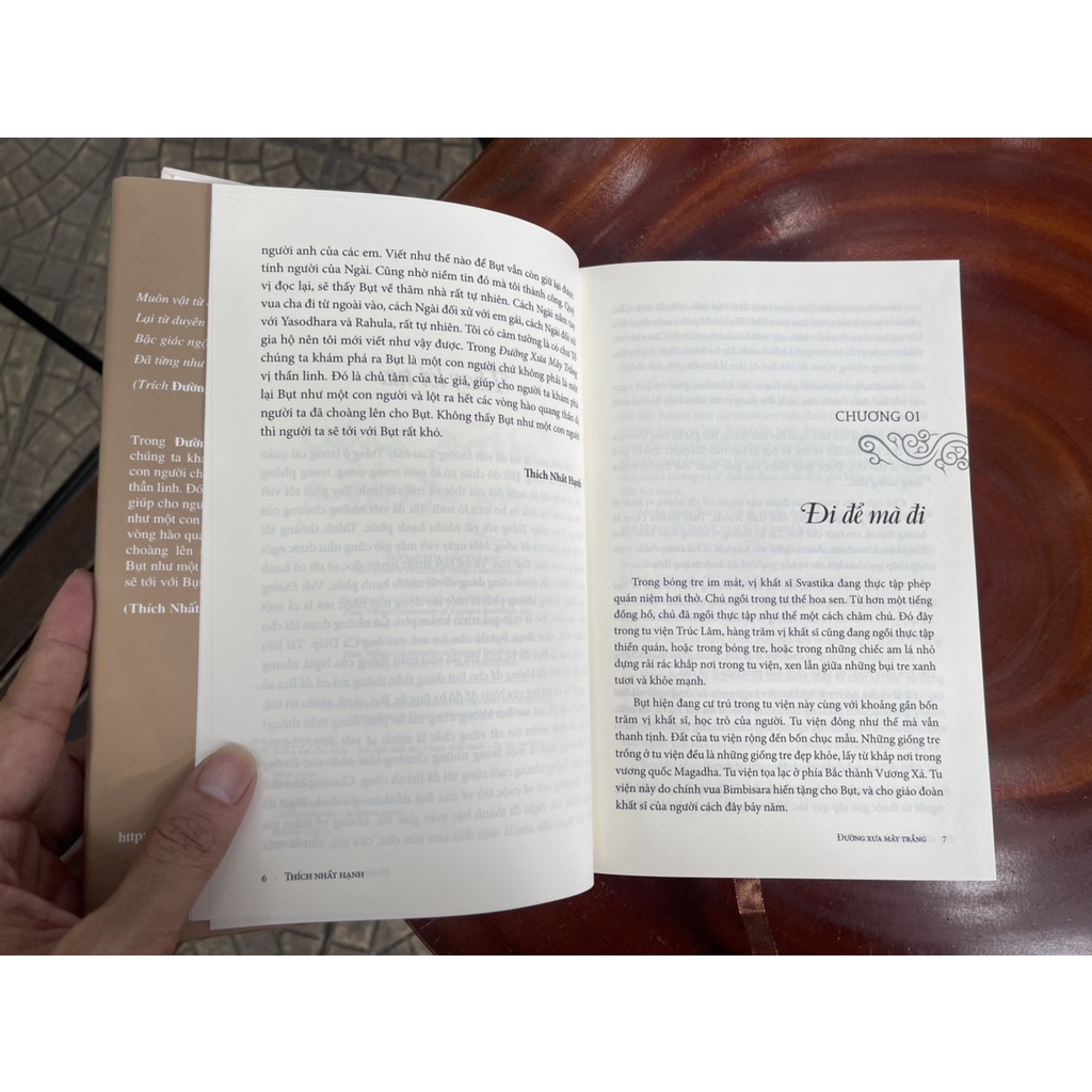 Sách -  Đường xưa mây trắng – Thích Nhất Hạnh –NXB Hồng Đức