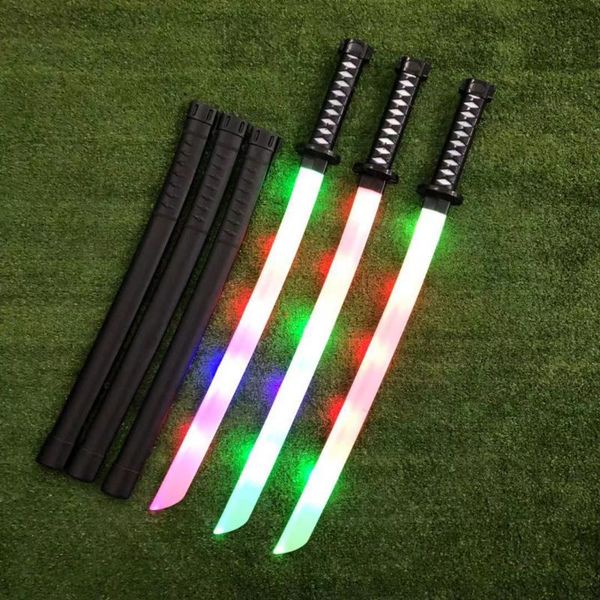 [kèm 3 pin] Kiếm ánh sáng hot trend 2022, kiếm phát sáng katana nhiều màu sắc