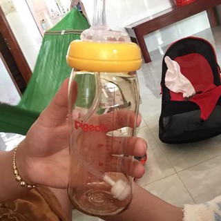 Núm ty hút bình cổ rộng Pigeon cho bé