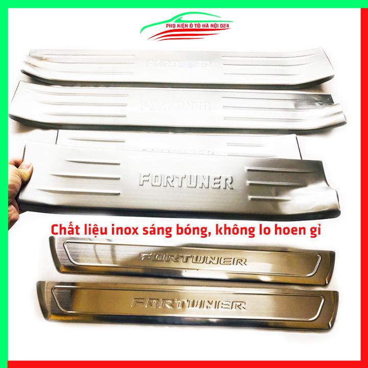 [Fortuner 2017-2020] Bộ Nẹp Bước Chân Trong Ngoài Bằng Inox Cho Ô Tô - Toyota Fortuner 2017-2020