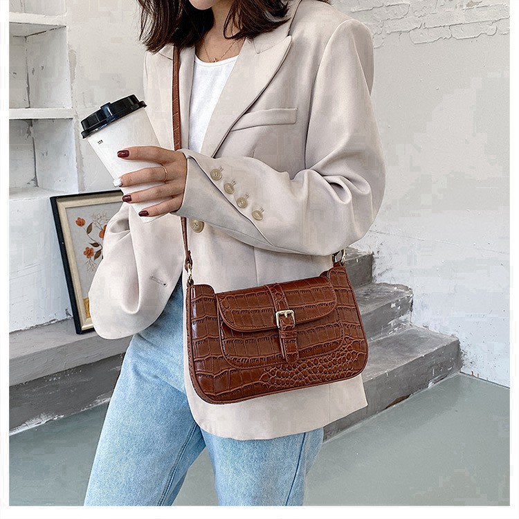 Túi xách nữ đeo chéo họa tiết vân cá sấu thời trang 2021 TX16 túi xách kẹp nách - Túi xách Chip Xinh | BigBuy360 - bigbuy360.vn