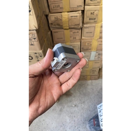 Động cơ bước step size 42