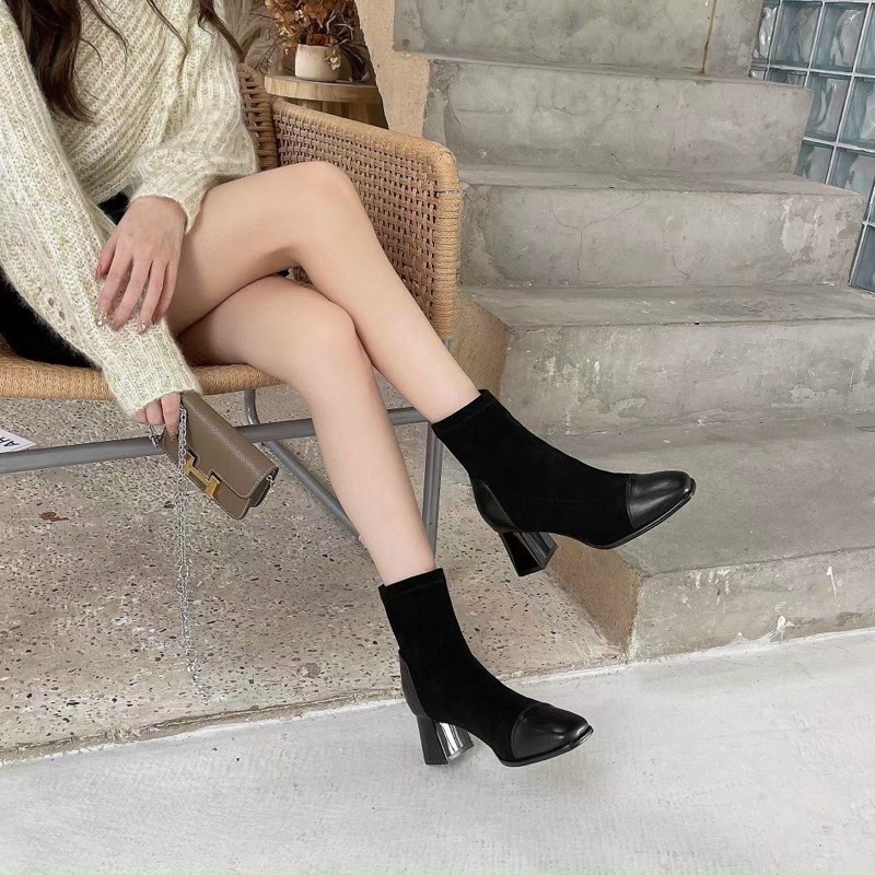 Boot lửng da lộn  mũi da gót vuông cao cấp