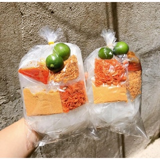 Bánh tráng muối nhuyễn sốt sa tế