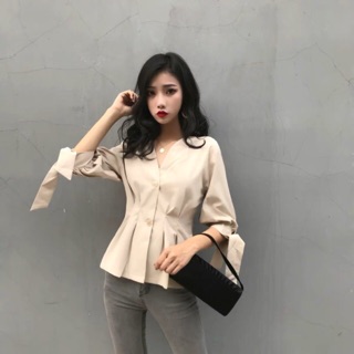 ÁO SƠ MI DÁNG PEPLUM THẮT NƠ TAY (feedback)