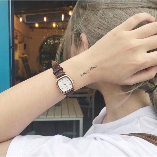 Đồng hồ RATE nữ,mặt vuông vintage dây da cao cấp