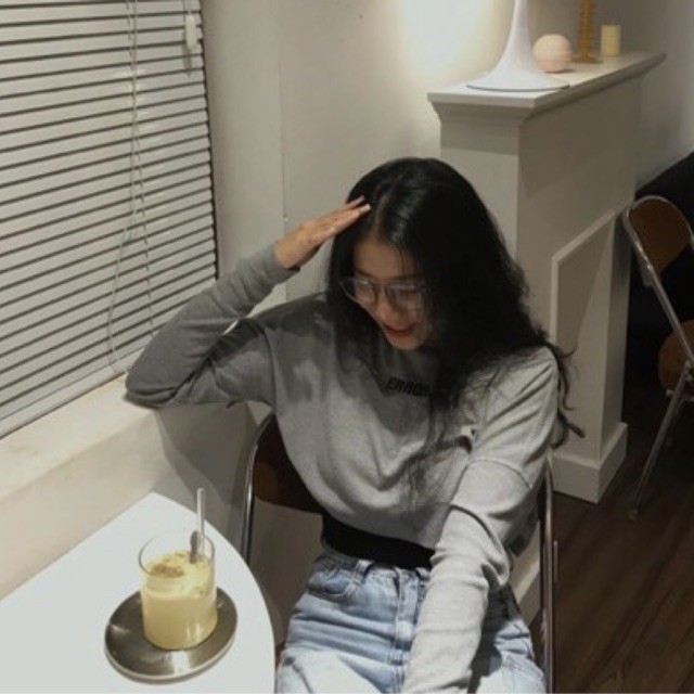 ERRORIST - Crop tay dài xám (có ảnh feedback thật) | BigBuy360 - bigbuy360.vn