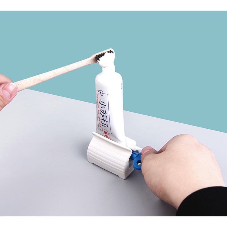 Dụng Kẹp Kem Đánh Răng THẾ HỆ 2 Siêu Tiện Ích H160