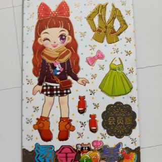 Bộ 4 miếng hình dán bé gái
