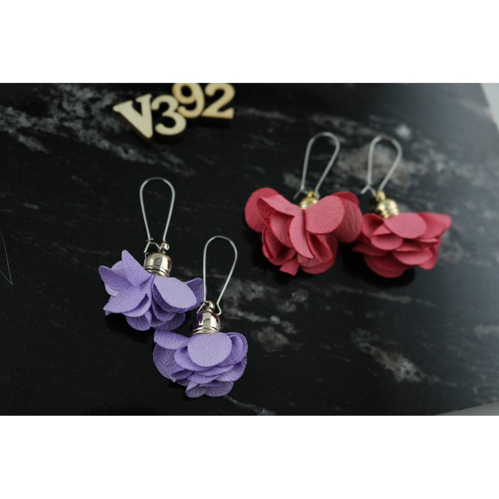Bông tai hoa vải dễ thương - B990