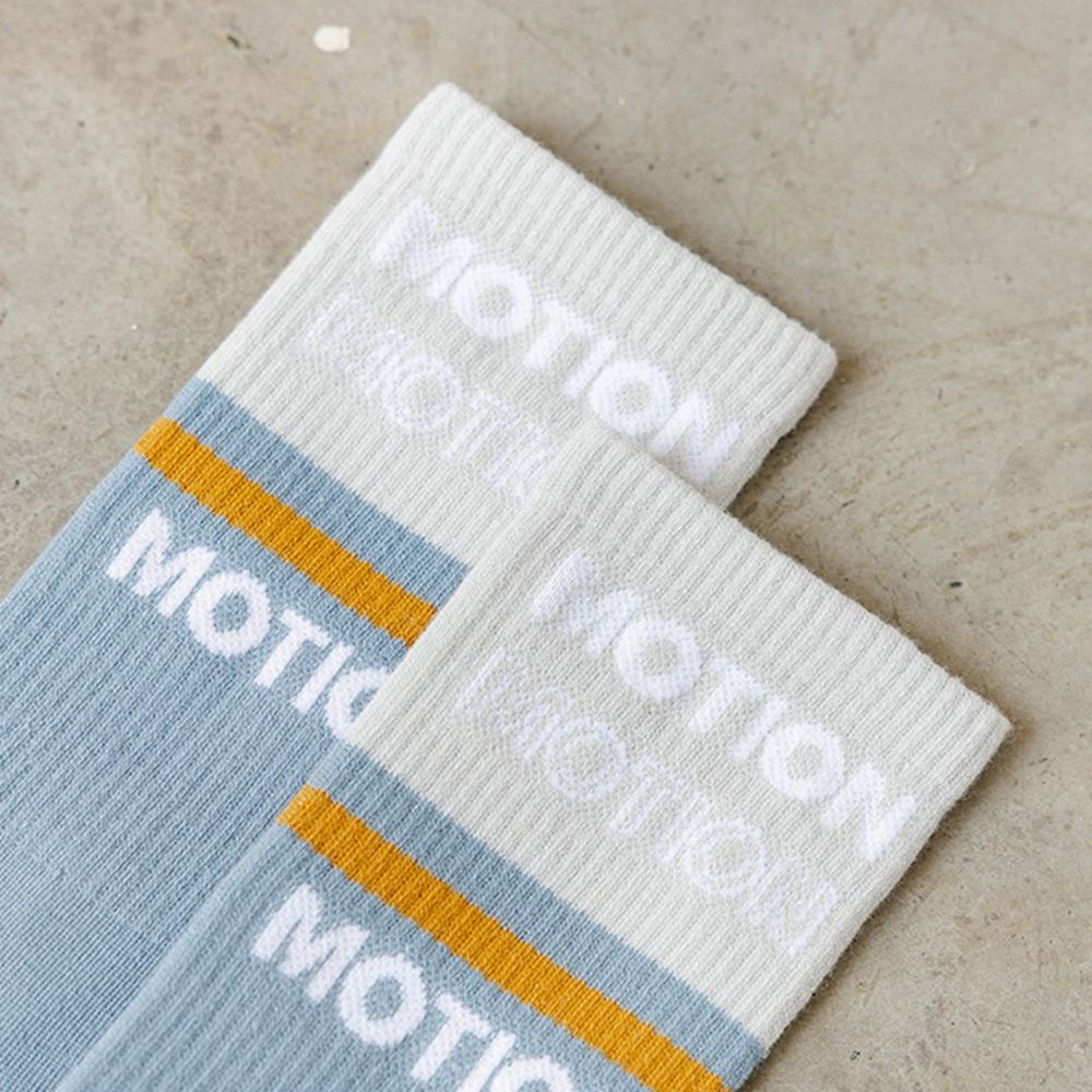 Đôi vớ thể thao bằng vải cotton mềm mại thoáng khí họa tiết sọc đơn giản cho nam