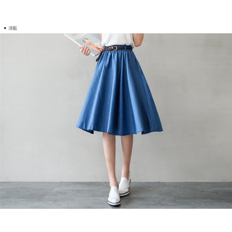 Chân váy denim lưng cao theo phong cách retro Hàn Quốc | BigBuy360 - bigbuy360.vn
