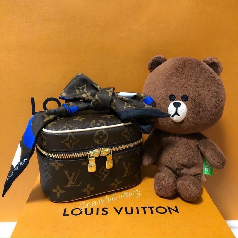 LOUIS VUITTON