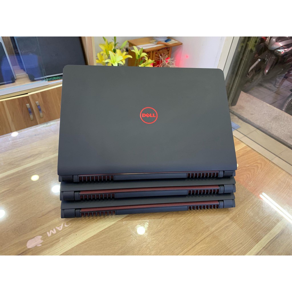 Laptop gaming Dell inspiron 5577- core i5, ram 8G  giá rẻ