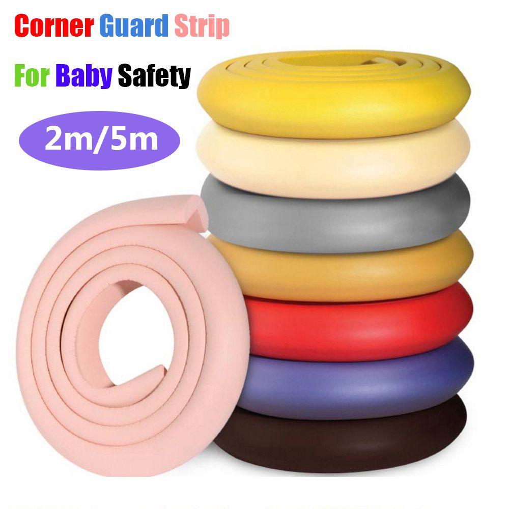 Cuộn Dây Xốp Dài 2 / 5M Bọc Cạnh Bàn Bảo Vệ An Toàn Cho Bé