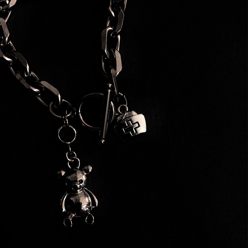 Vòng Tay Hợp Kim Hình Gấu Xinh Xắn