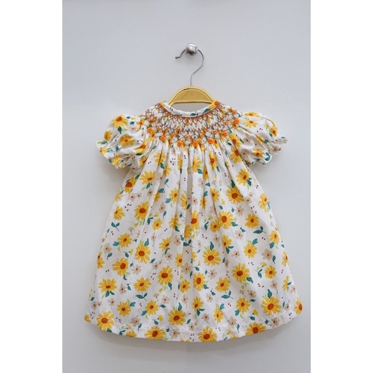 ĐẦM SMOCK HOA NHÍ TRẮNG