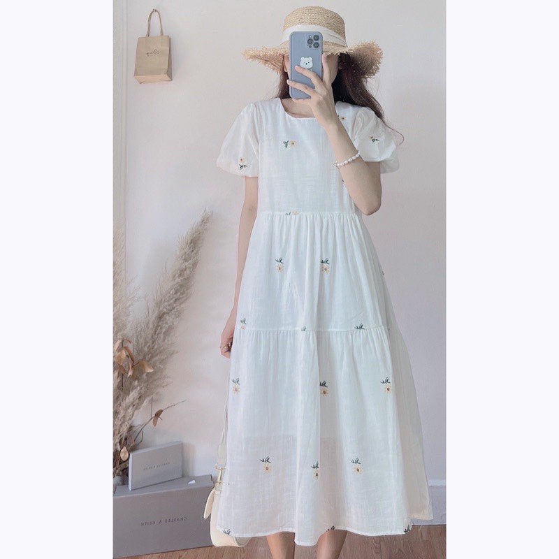 Váy Babydoll Hoa Cúc Tay Phồng Cổ Tròn 2 Lớp Có Dây Cột Eo, Labibi