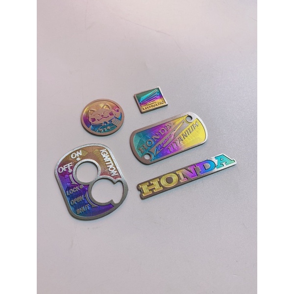 Tem Titan dán trang trí xe WRS, WA17, Vision 2011-2014...có sẵn keo