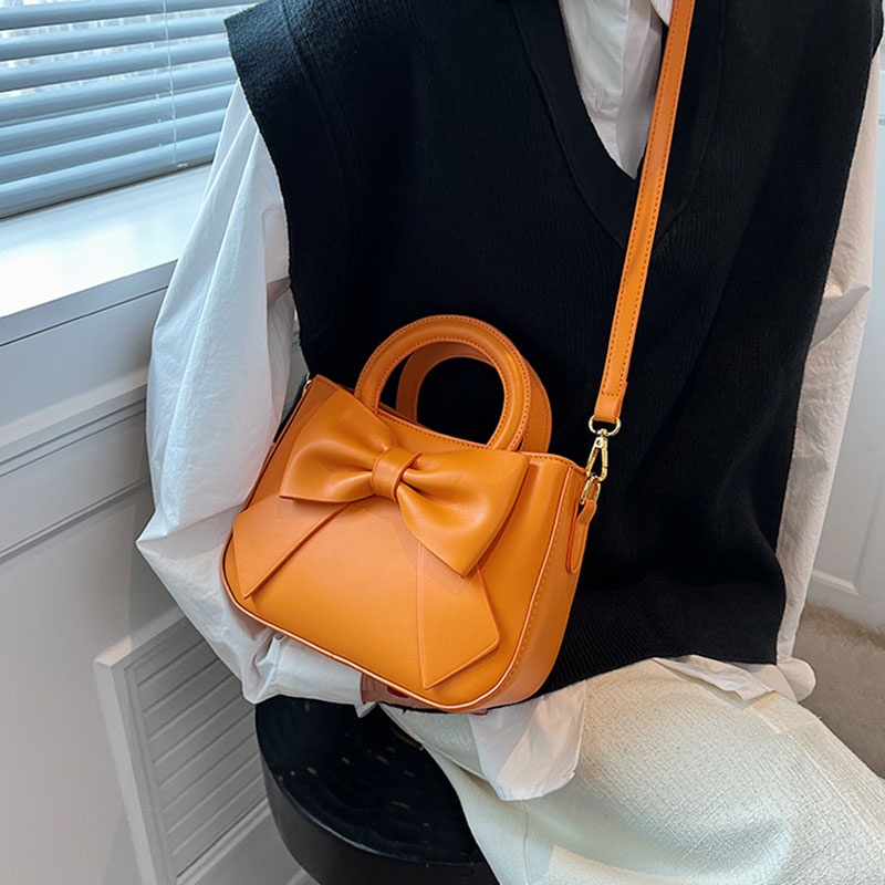 Túi đeo chéo IELGY hình vuông nhỏ đính nơ cầm tay dễ phối đồ thời trang cho nữ