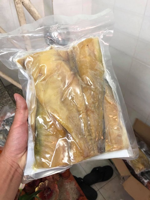 1kg khô cá tra phồng biển hồ ( campuchia )