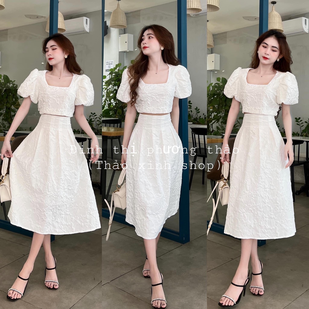 Set đồ nữ trắng áo vest croptop phối khuy ngọc, chân váy xòe tiểu thư vải xốp tổ ong túi ngực MA37