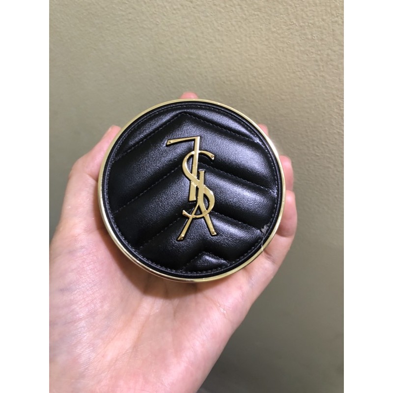 cushion YSL vỏ da tone 20